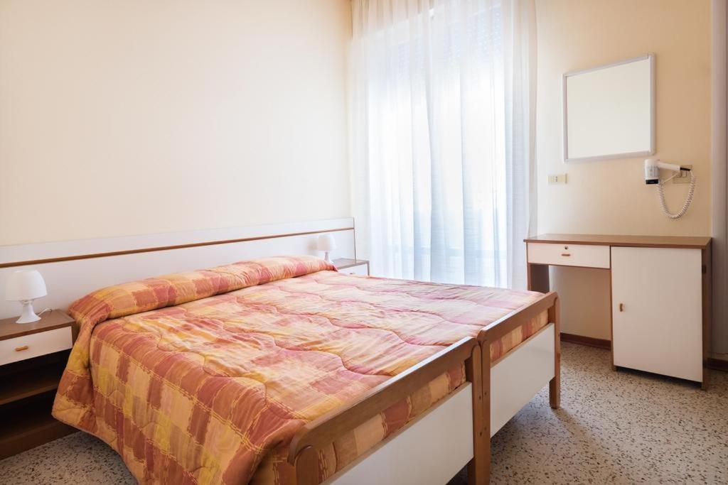 Hotel Continental 加提欧马里 外观 照片