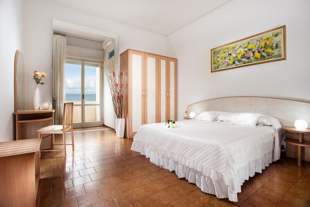 Hotel Continental 加提欧马里 客房 照片